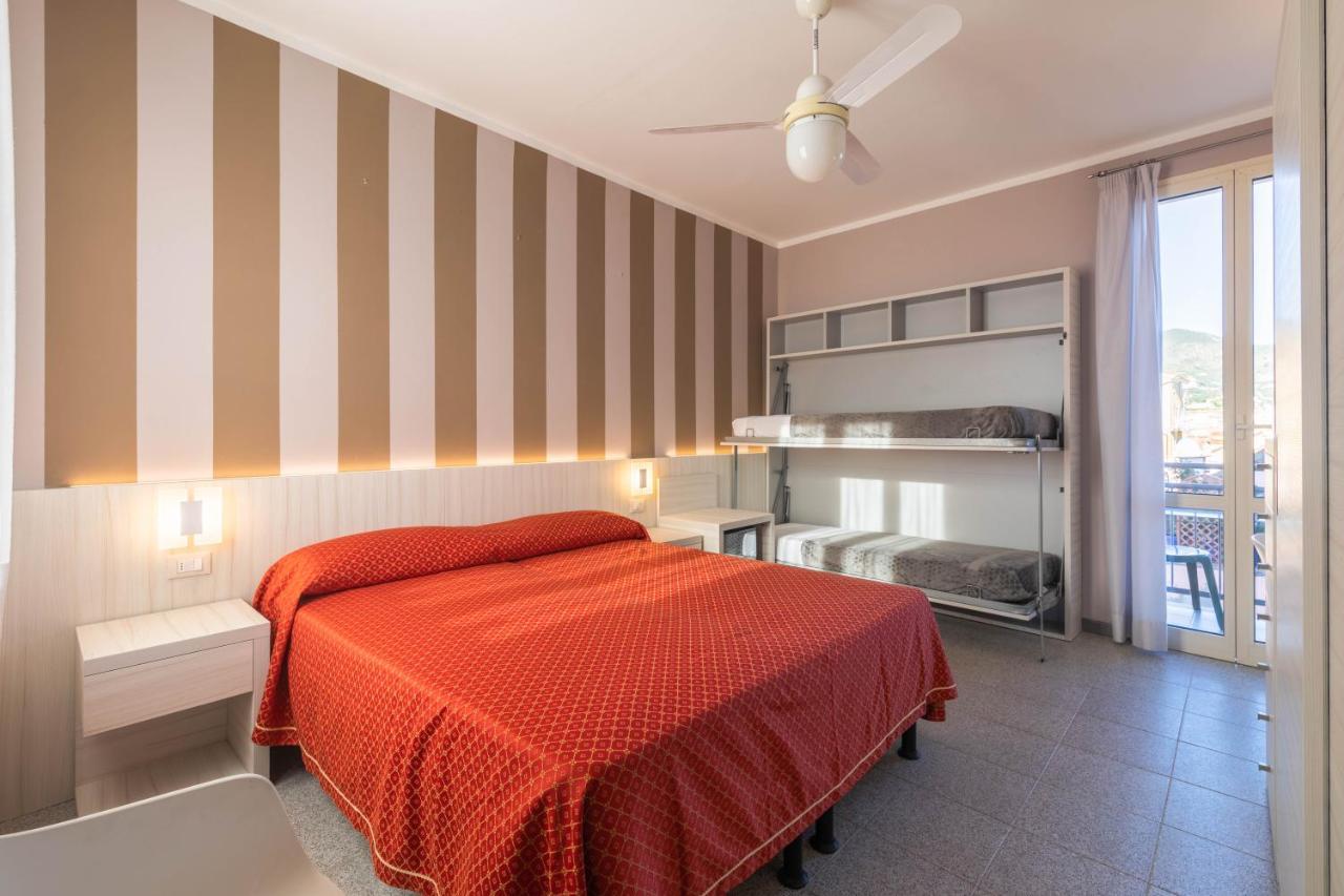 Hotel Danio Lungomare Alassio Zewnętrze zdjęcie