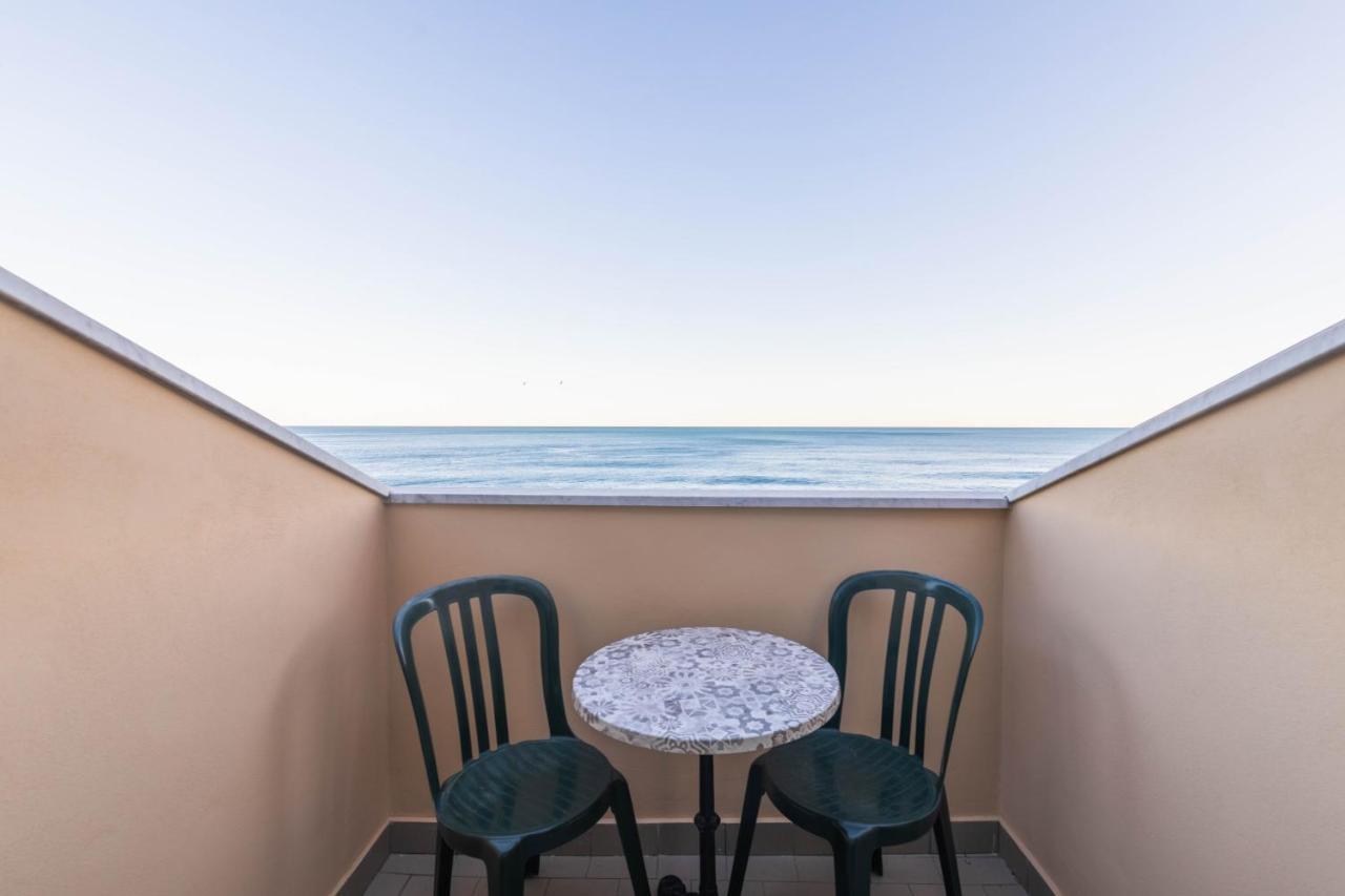Hotel Danio Lungomare Alassio Zewnętrze zdjęcie