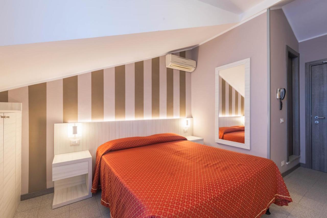 Hotel Danio Lungomare Alassio Zewnętrze zdjęcie