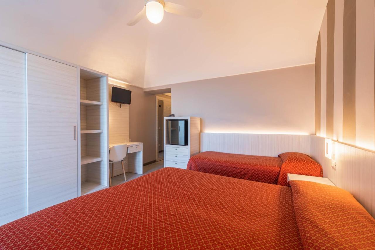Hotel Danio Lungomare Alassio Zewnętrze zdjęcie